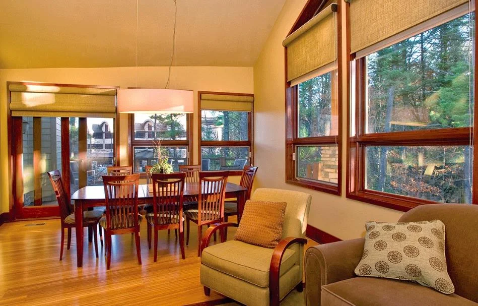 Club Wyndham Sundara Cottages at Wisconsin Dells living and dining