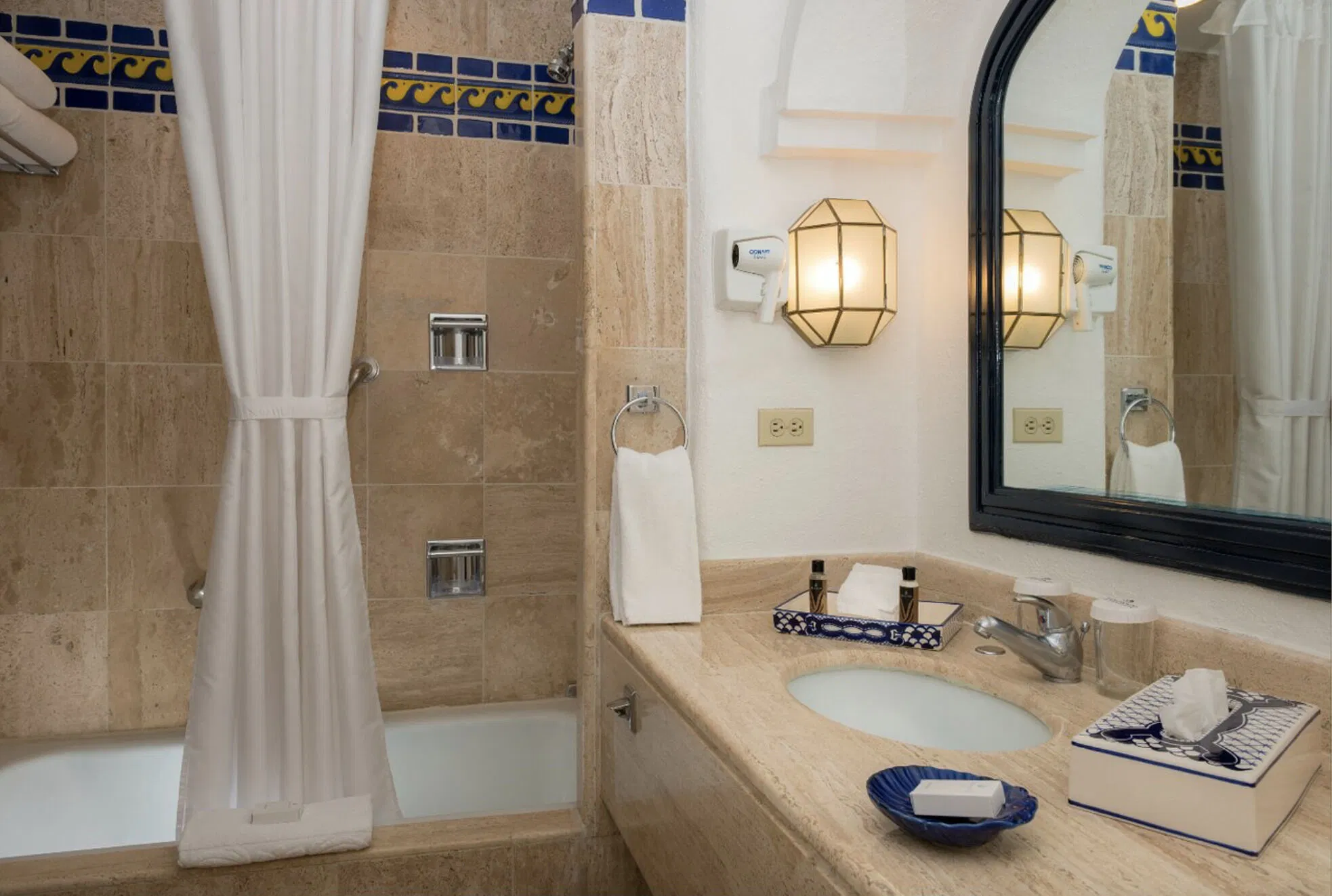 Pueblo Bonito Los Cabos Bathroom