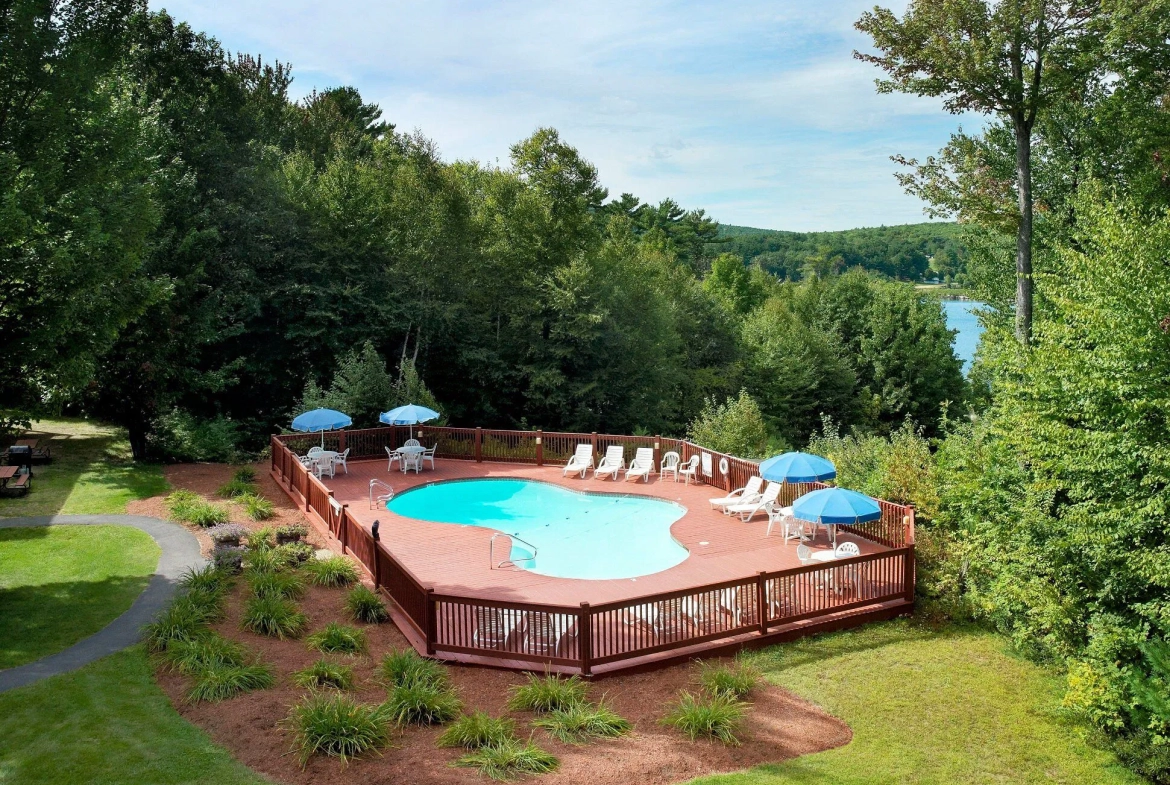 Summit Resort New Hampshire Pool