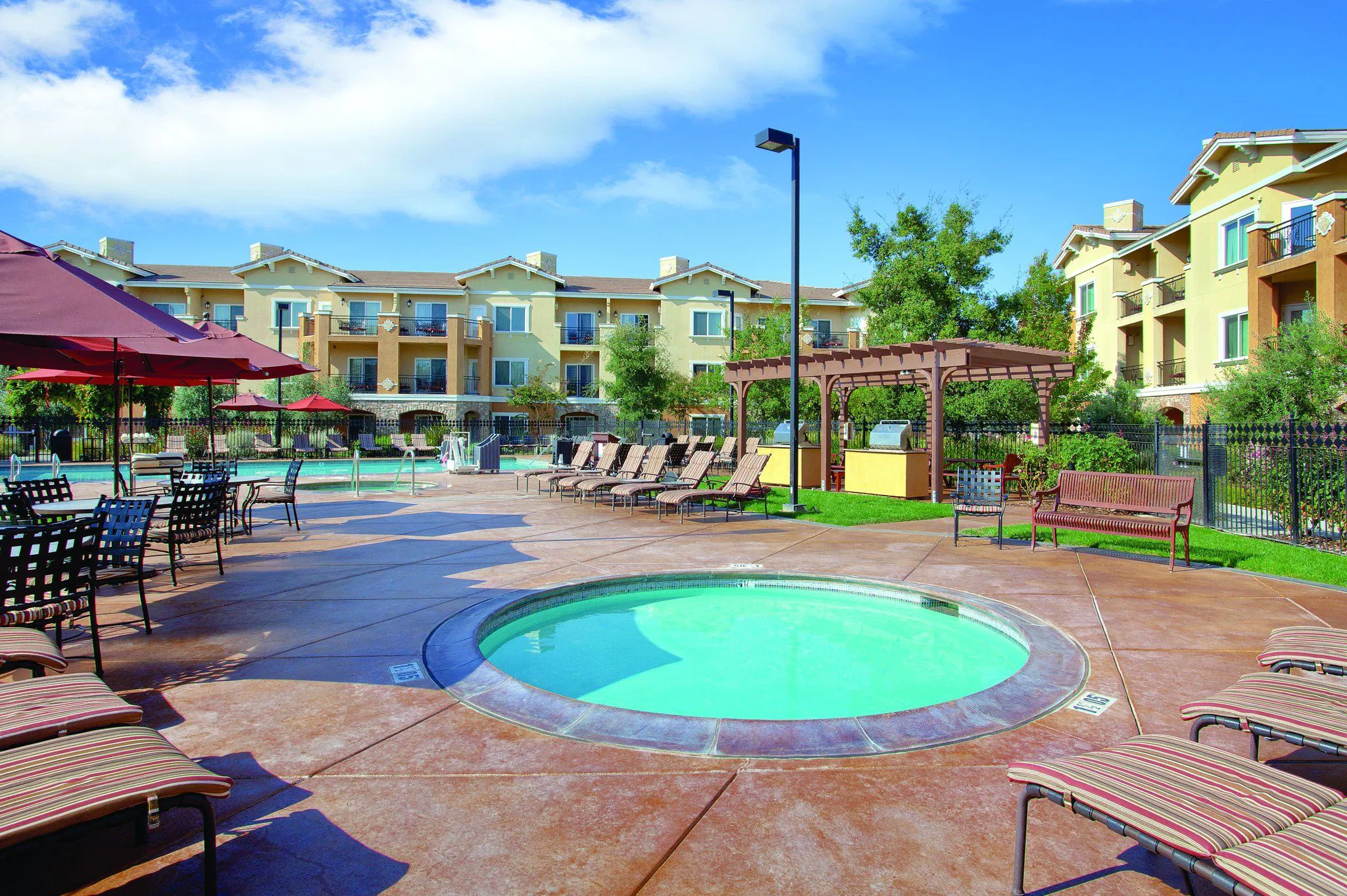 Vino Bello Resort Hot Tub