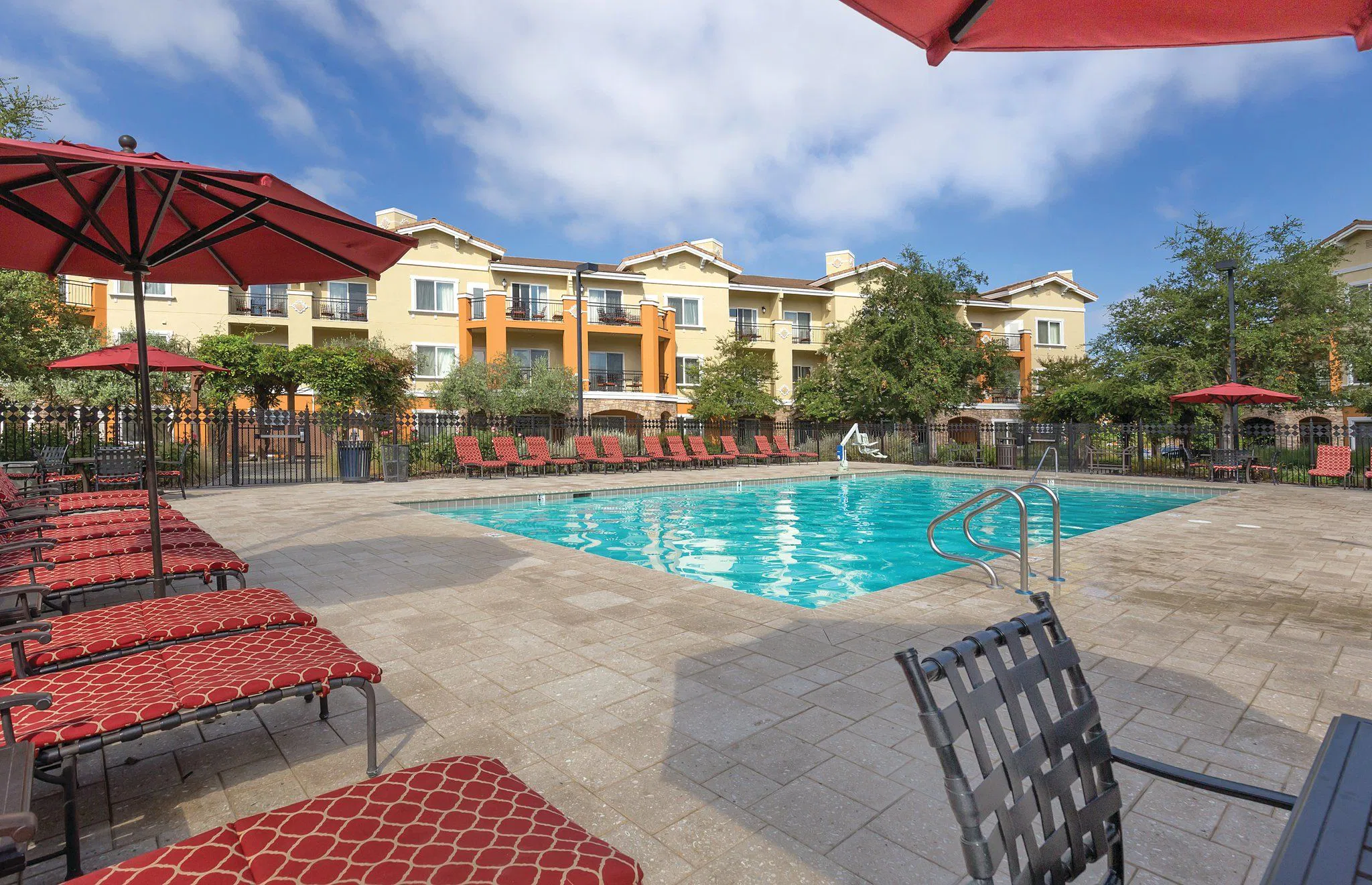 Vino Bello Resort Pool