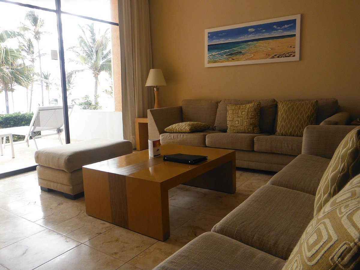 Living Area Living Area