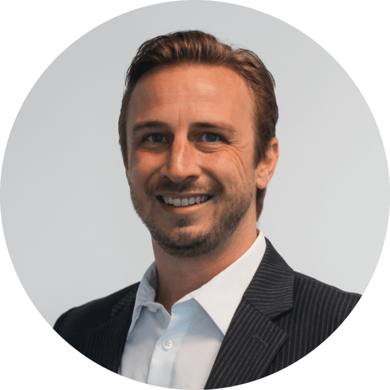 Robert Faust Headshot