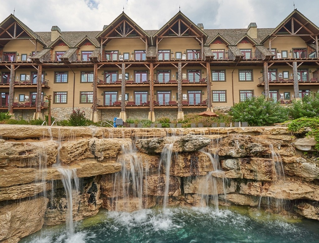 Is Hilton Grand Vacations Worth It: Bluegreen Wilderness Club at Big Cedar