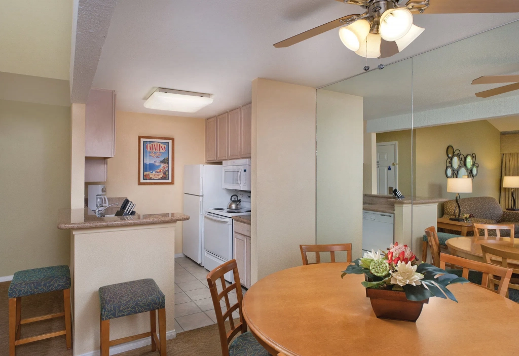 Dolphin's Cove Kitchen