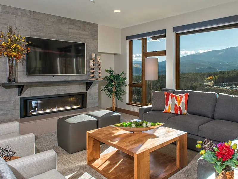 Grand Colorado on Peak 8 Living Room