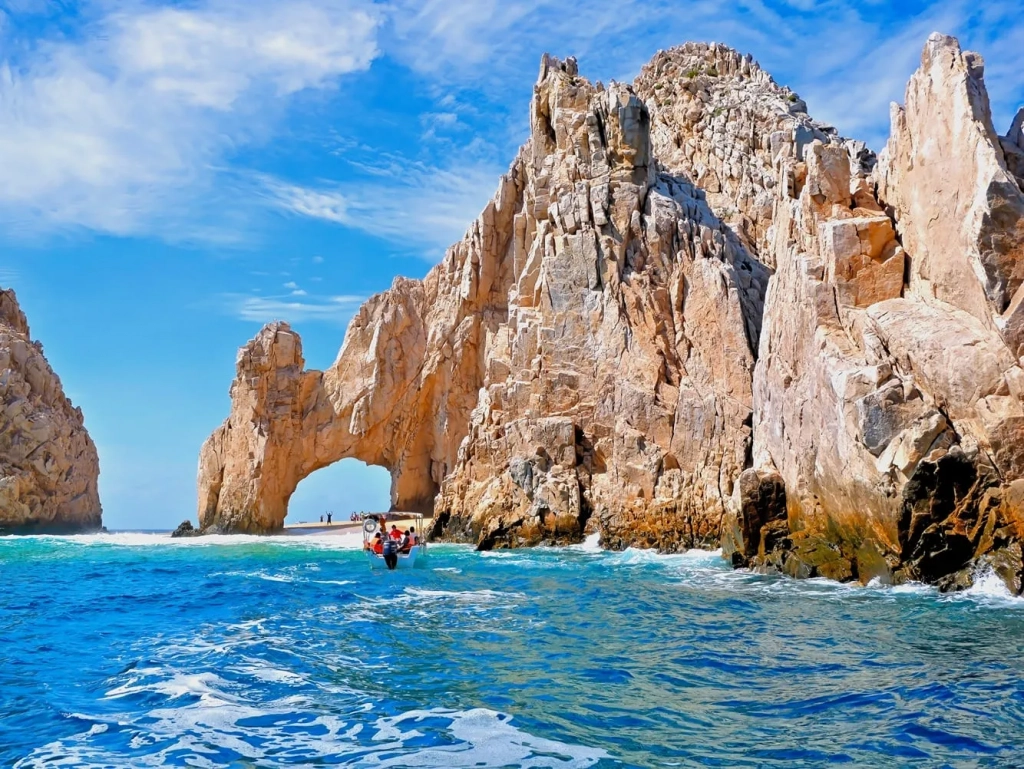 Cheapest Tropical Vacations: Cabo Arch