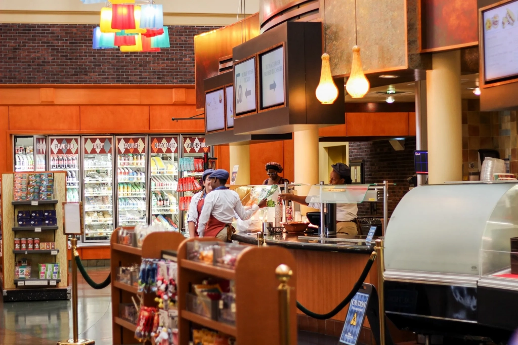 Best Disney Resort for Adults: Saratoga Springs Cafe