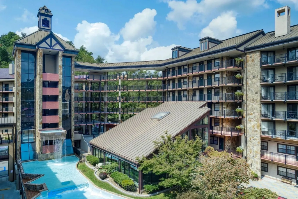 Gatlinburg Town Square Smoky Mountains Timeshare