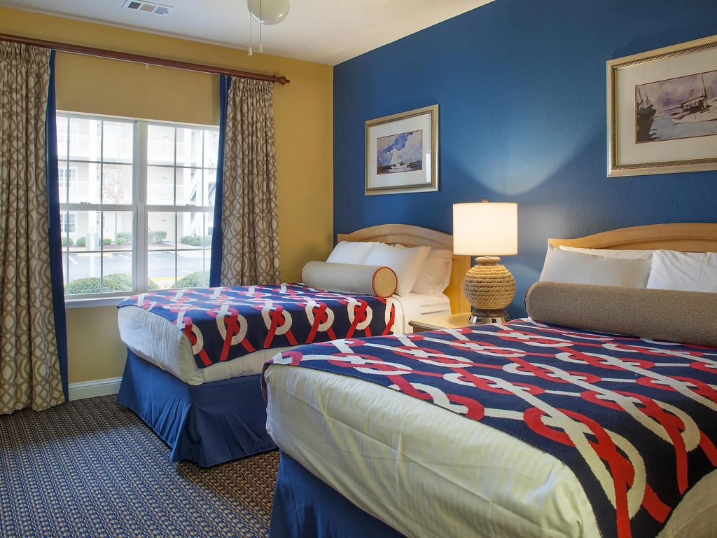 Harbour Lights Bedroom - Bluegreen Vacation Reviews