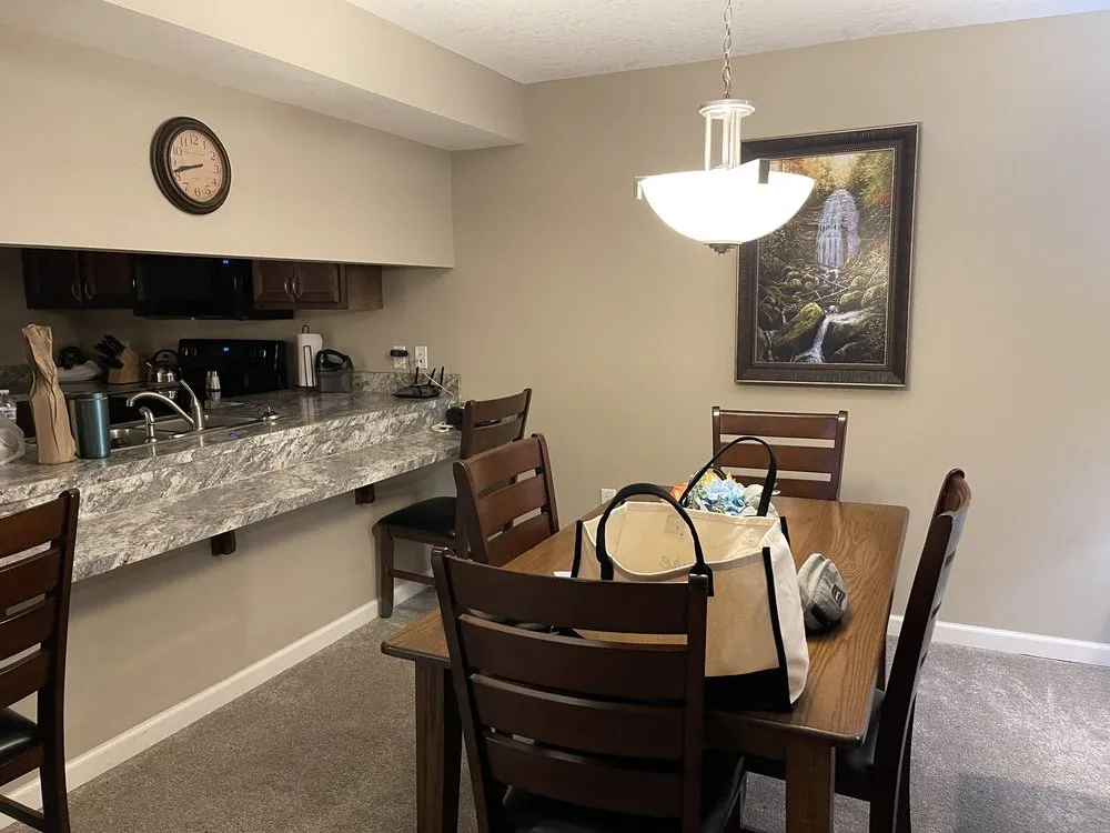 Tree Tops Resort Dining Room and Kitchen