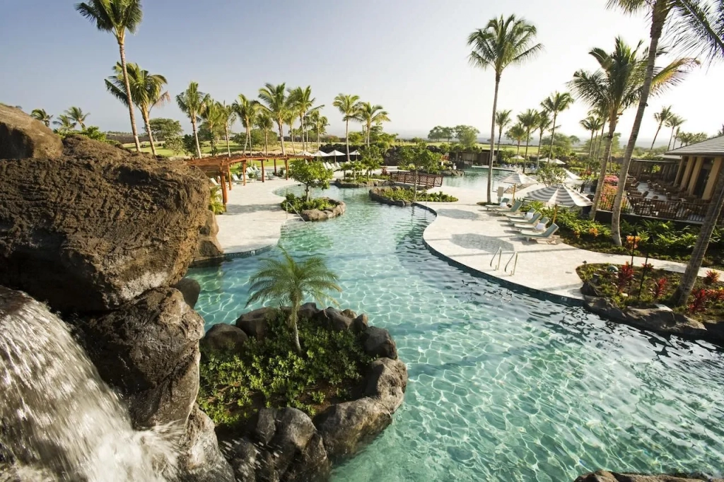 Best Hilton Resorts in Hawaii: Kings Land By HGV Pool