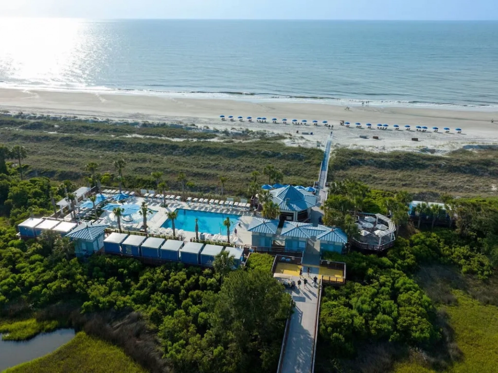 Marriott Surfwatch Pool and Beach