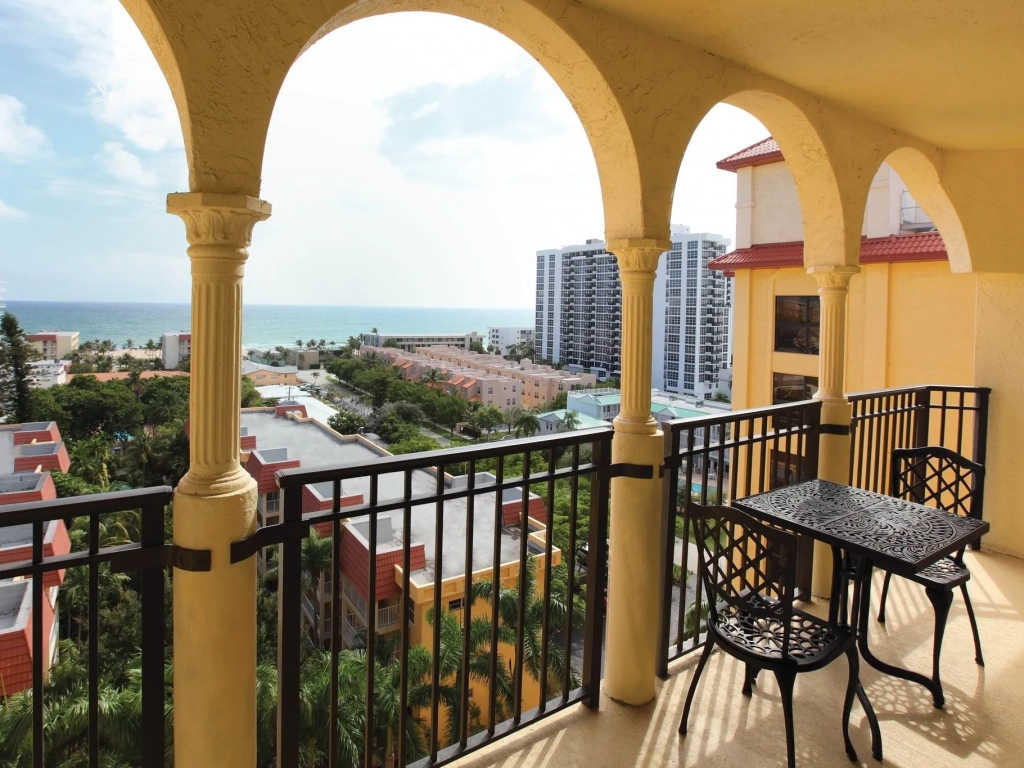 Wyndham Sea Gardens Beach Balcony