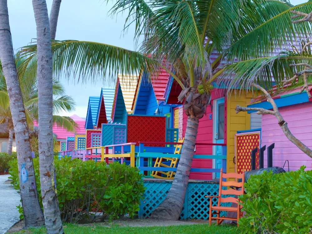 Why Is the Bahamas a Top Timeshare Destination: Colorful Architecture